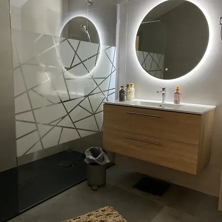Maison 2 Chambres 6 Personnes Jacuzzi 펜션